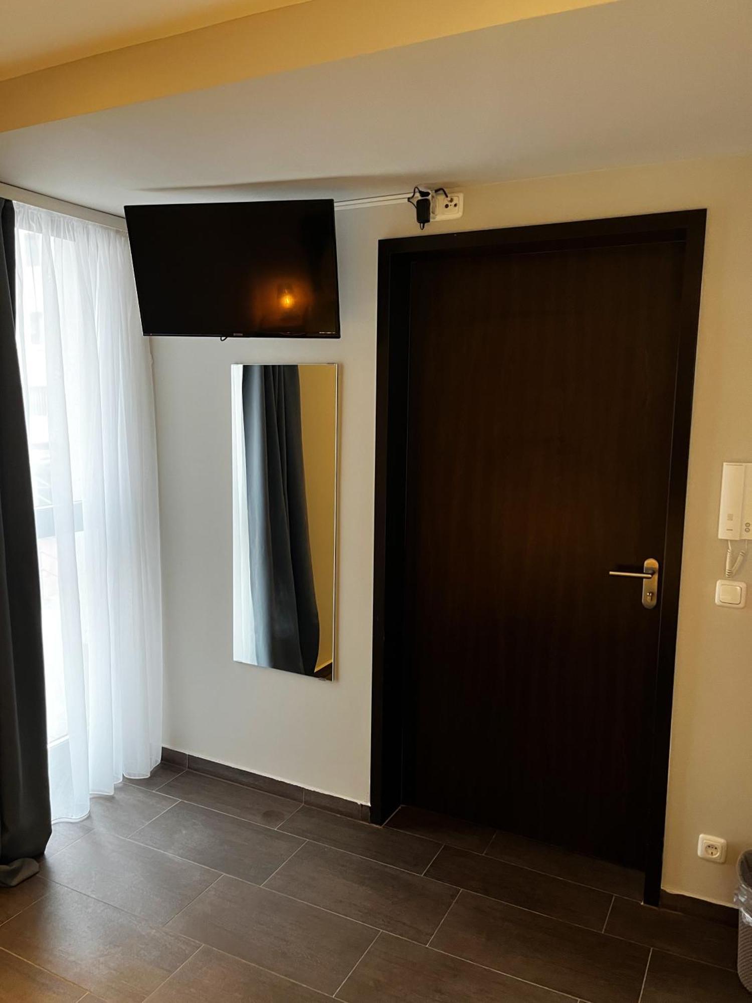 Mala Me Hotel Ανόβερο Εξωτερικό φωτογραφία
