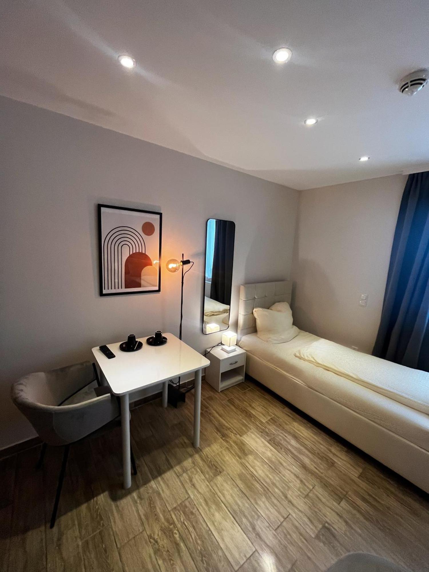 Mala Me Hotel Ανόβερο Εξωτερικό φωτογραφία